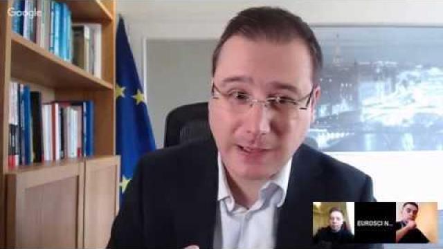 Embedded thumbnail for Panouri solare și vin, autoturisme și soia